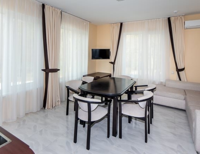 КОТТЕДЖ 2-МЕСТНЫЙ ВЫСШЕЙ КАТЕГОРИИ № 1,2,3 - Санаторий «Белая Русь» Майский