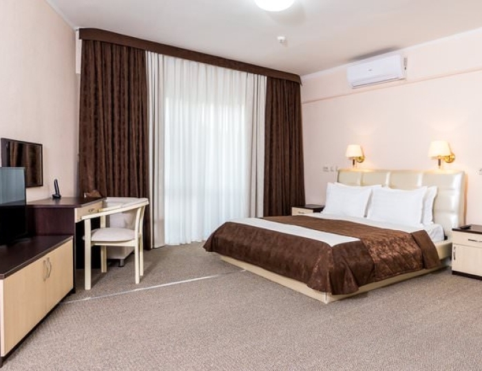 ЛЮКС 2-МЕСТНЫЙ 2-КОМНАТНЫЙ ВЫСШЕЙ КАТЕГОРИИ - Санаторий «Белая Русь» Майский